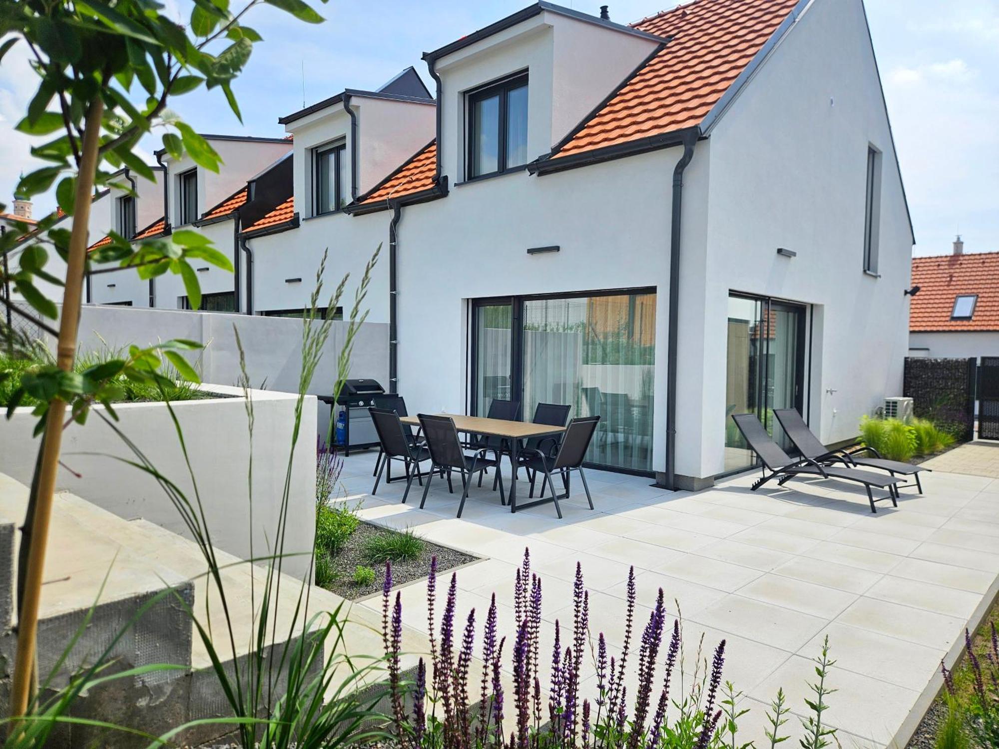 Appartement Rodinny Se Zahradou Tre